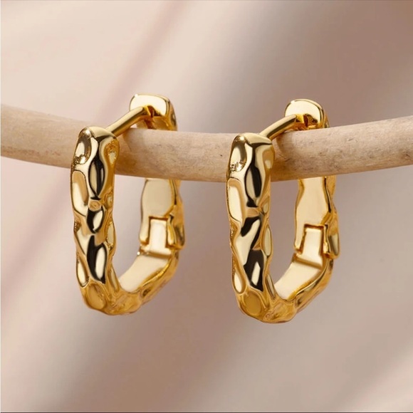 U Shaped Square Hoop Earrings Luxury Wave Art Gold Plated New hoop loop - Picture 2 of 8